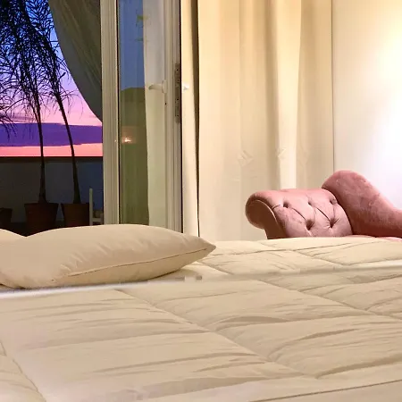 Sea Apartment *
